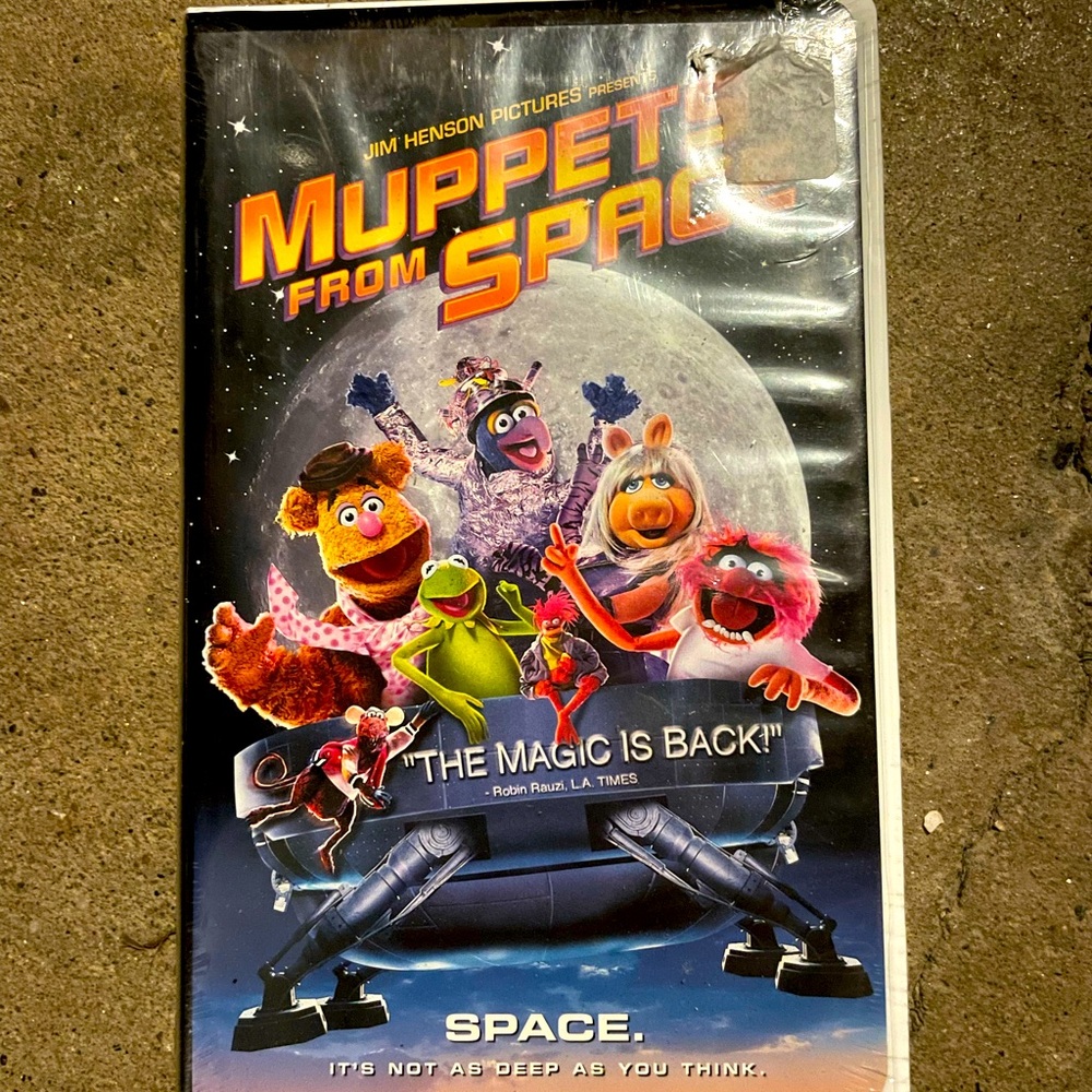 NWT MUPPETS FROM SPACE (VHS 1999) Children's Classic Jim Henson Puppet Movie